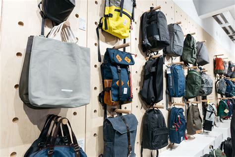 carryology|carryology store.